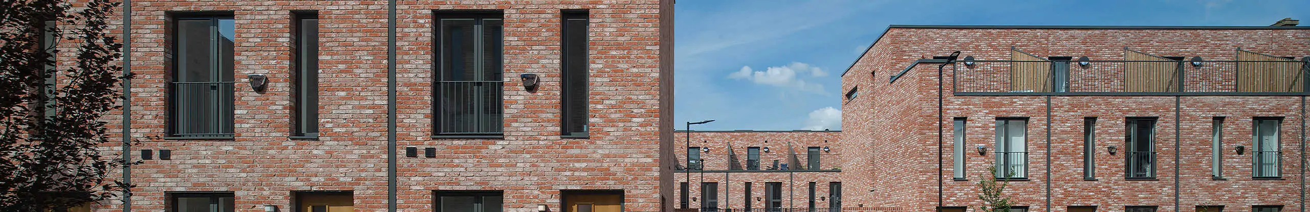 Floren Brunello Clay Brick Desktop Header